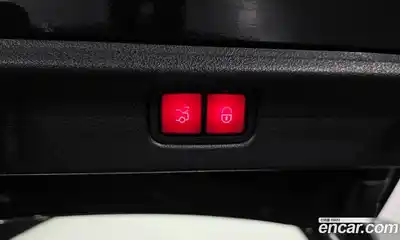 Mercedes-Benz EQE 2023 0.3 Автомат в Москве № 292536, миниатюра 3