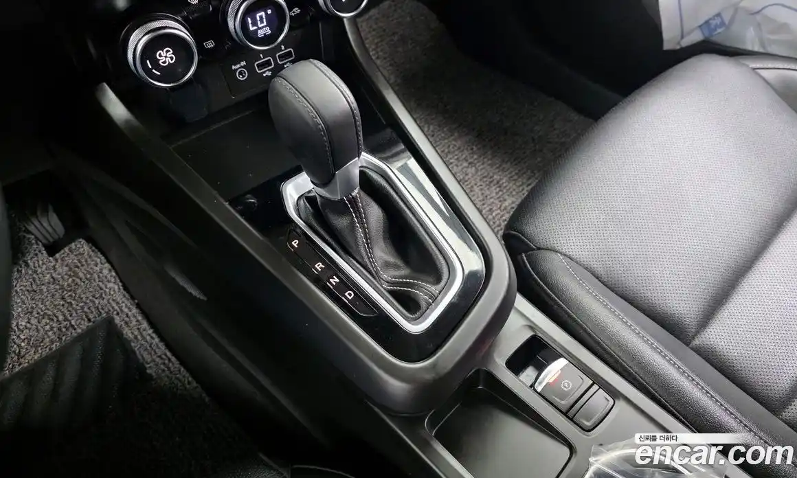 Renault XM3 2023 1.6 Автомат в Москве № 298549, фото 18