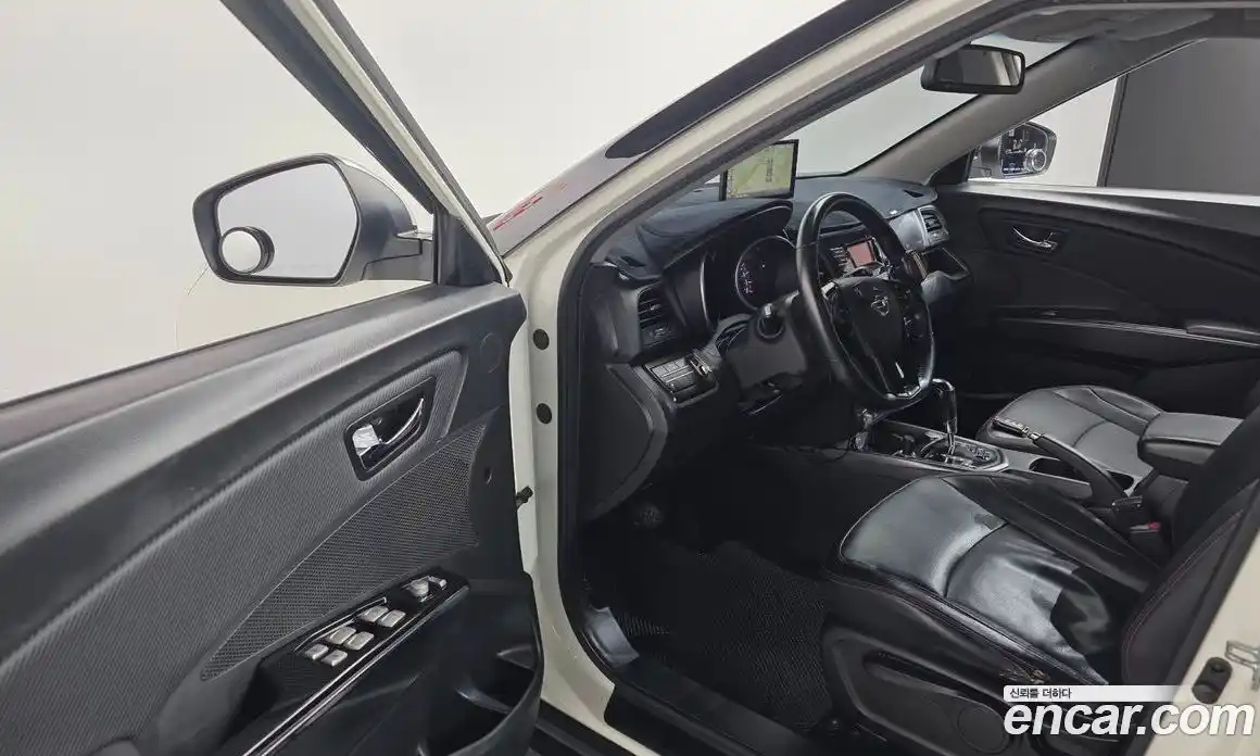 SsangYong TIBOLI 2016 1.6 Автомат в Москве № 29994, фото 8