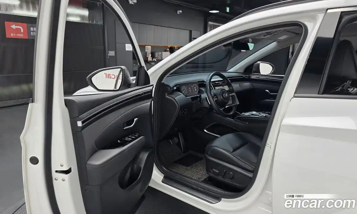 Hyundai Tucson 2023 1.6 Автомат в Москве № 303878, фото 2