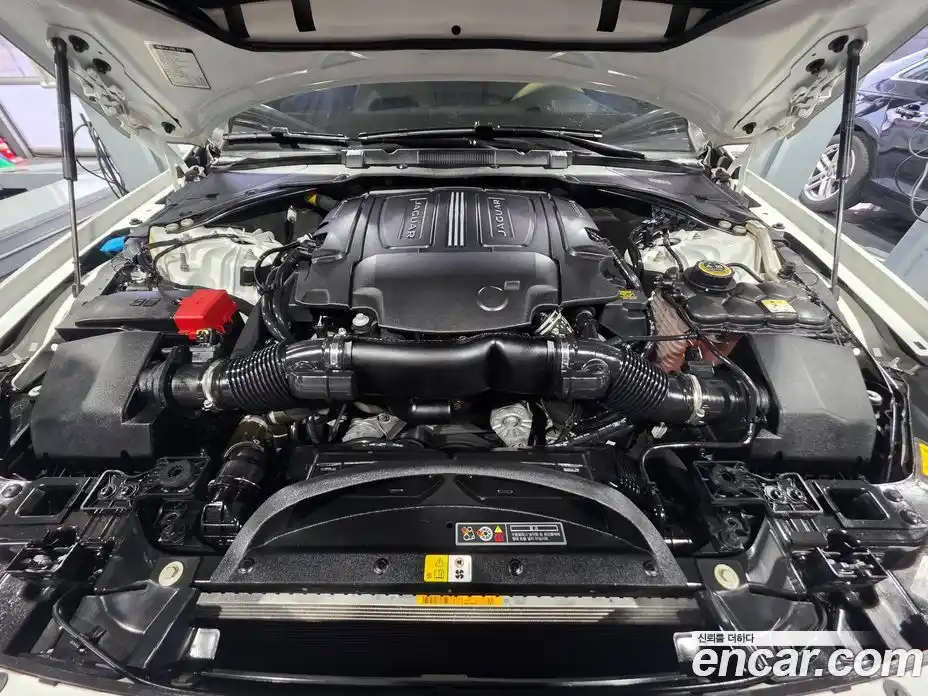 Jaguar XF 2019 3.0 Автомат в Москве № 305150, фото 11