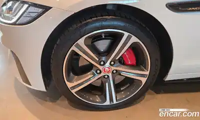 Jaguar XF 2019 3.0 Автомат в Москве № 305150, миниатюра 2