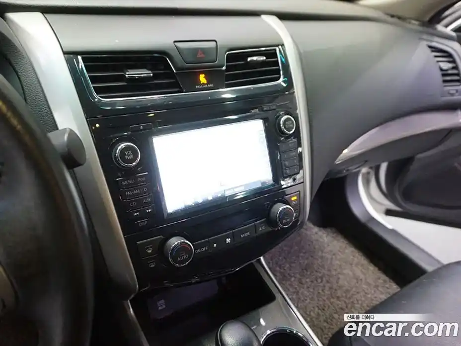 Nissan Altima 2016 2.5 Автомат в Москве № 306255, фото 13