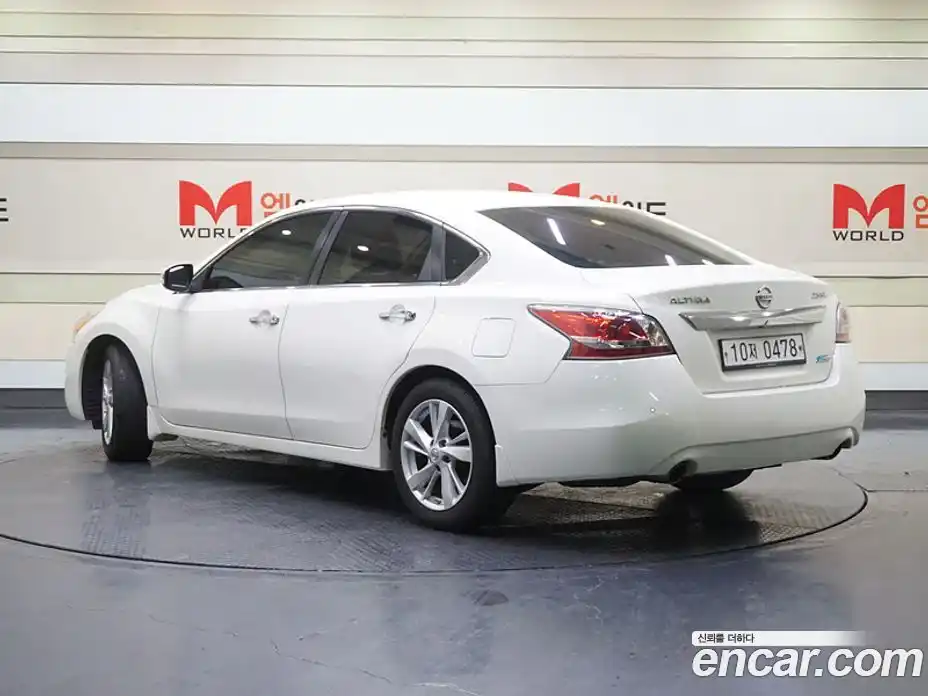 Nissan Altima 2016 2.5 Автомат в Москве № 306255, фото 3
