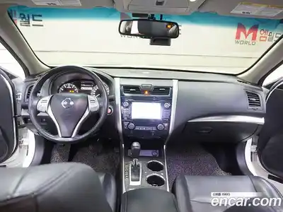 Nissan Altima 2016 2.5 Автомат в Москве № 306255, миниатюра 7
