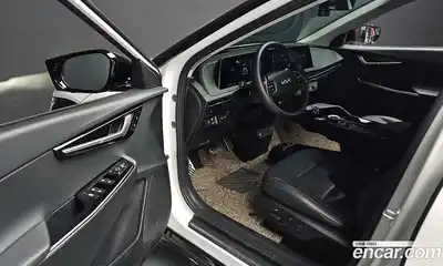 Kia EV6 2024 0.1 Автомат в Москве № 307045, миниатюра 11