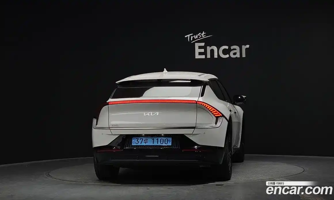 Kia EV6 2024 0.1 Автомат в Москве № 307045, фото 12