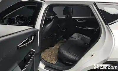 Kia EV6 2024 0.1 Автомат в Москве № 307045, миниатюра 2