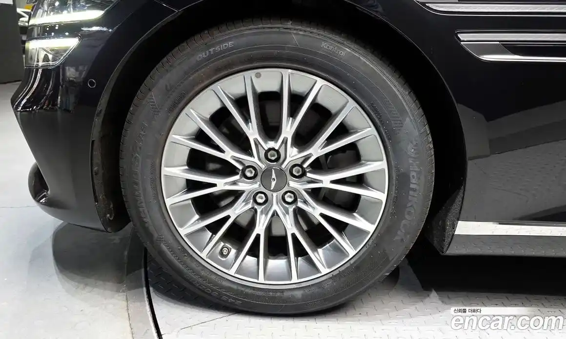 Genesis G80 2023 2.5 Автомат в Москве № 308927, фото 18