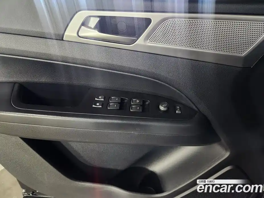 SsangYong Rexton 2019 2.2 Автомат в Москве № 31033, фото 10