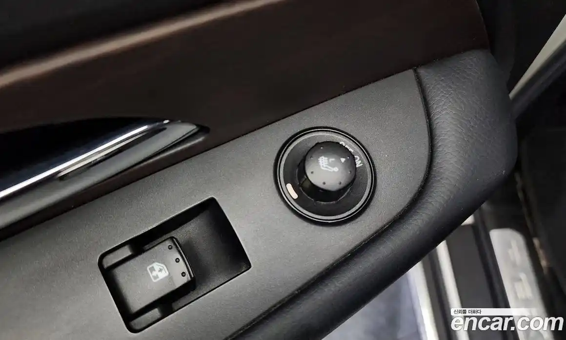 SsangYong Rexton 2014 2.0 Автомат в Москве № 310632, фото 8