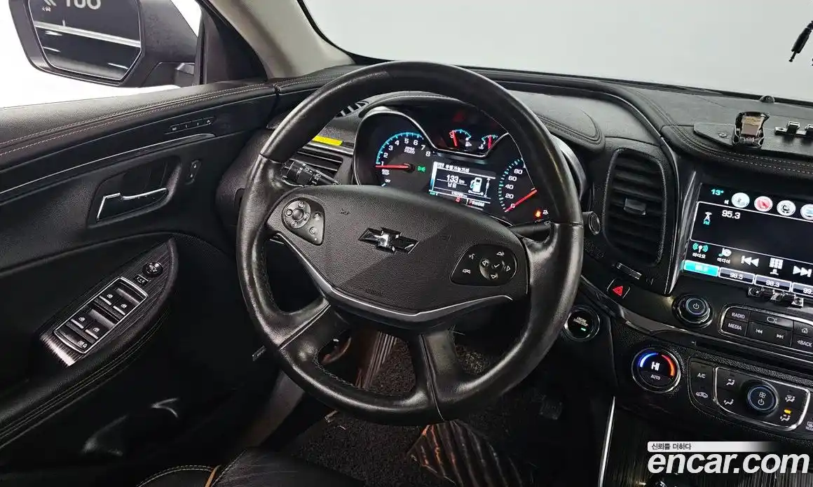 Chevrolet Impala 2017 2.5 Автомат в Москве № 327782, фото 13