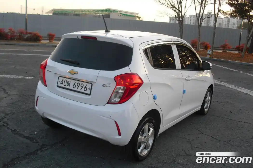 Chevrolet Spark 2016 1.0 Автомат в Москве № 328029, фото 5