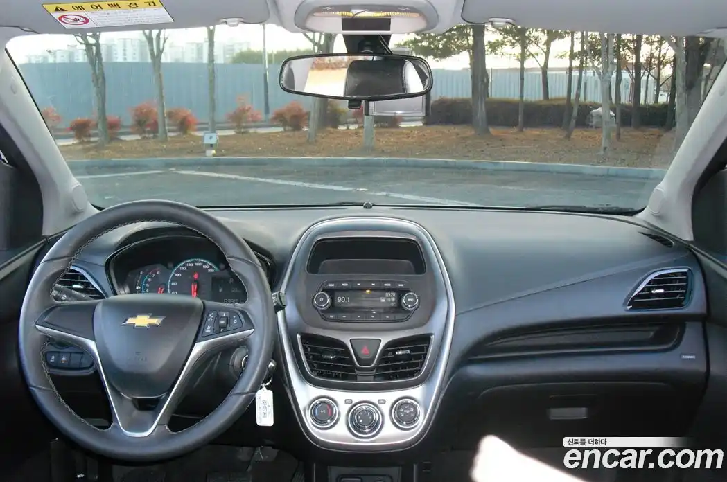 Chevrolet Spark 2016 1.0 Автомат в Москве № 328029, фото 8