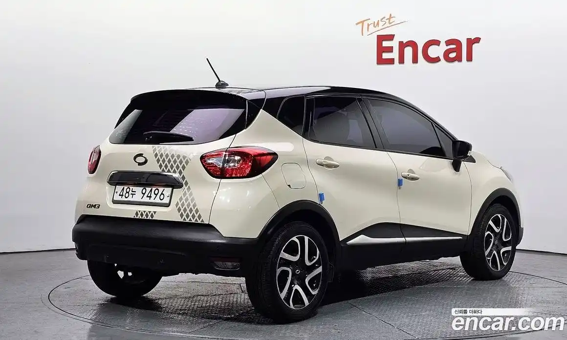 Renault QM3 2015 1.5 Автомат в Москве № 328672, фото 14