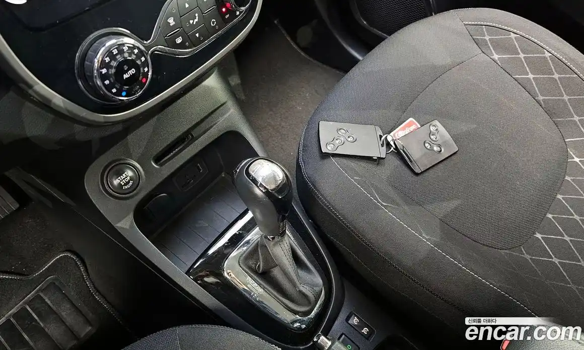 Renault QM3 2015 1.5 Автомат в Москве № 328672, фото 5