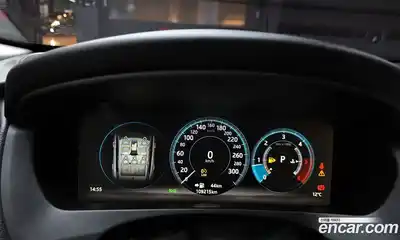 Jaguar F-Pace 2017 2.0 Автомат в Москве № 335819, миниатюра 2