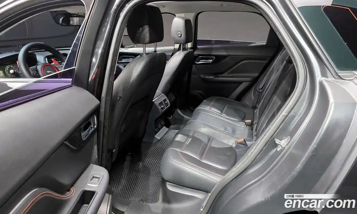 Jaguar F-Pace 2017 2.0 Автомат в Москве № 335819, фото 5