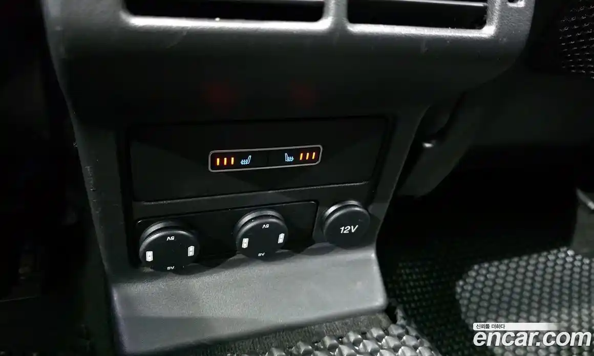 Jaguar F-Pace 2017 2.0 Автомат в Москве № 335819, фото 8