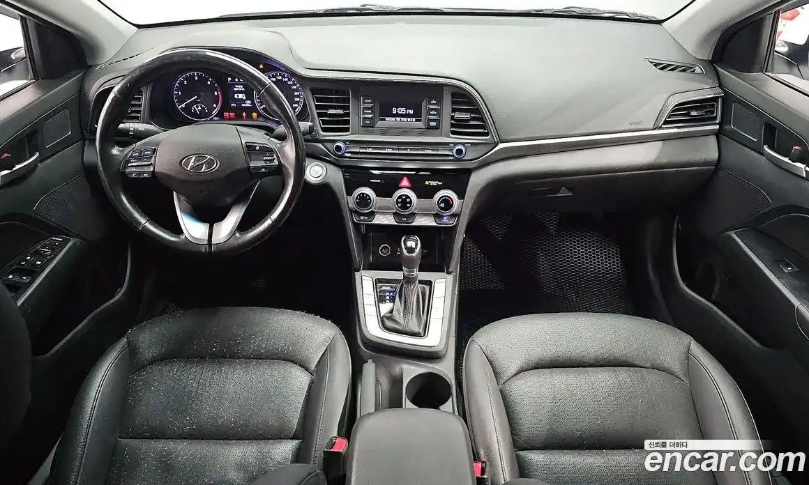 Hyundai Avante 2019 1.6 Автомат в Москве № 336015, фото 12