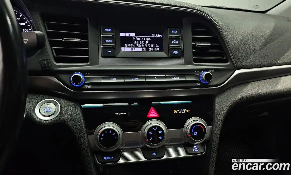 Hyundai Avante 2019 1.6 Автомат в Москве № 336015, фото 4