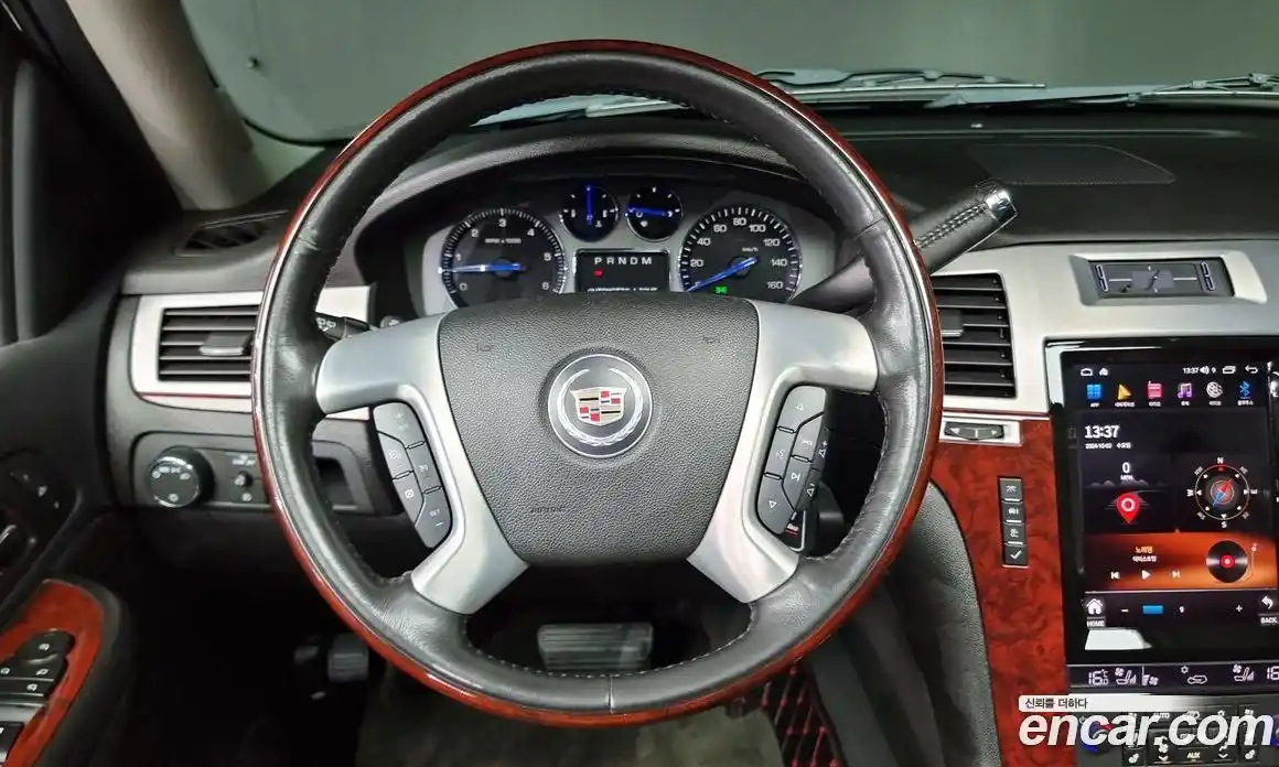 Cadillac Escalade 2008 6.2 Автомат в Москве № 337167, фото 16