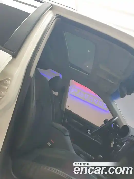 SsangYong Rexton 2011 2.0 Автомат в Москве № 34120, фото 13