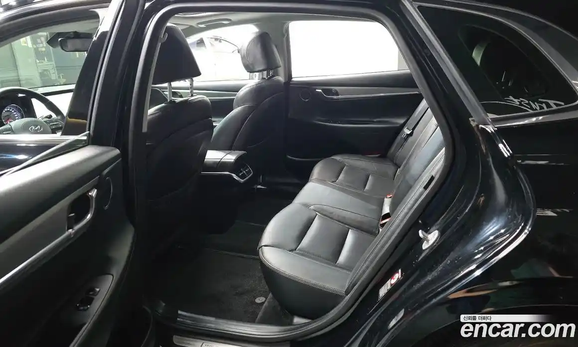 Hyundai Grandeur 2023 3.0 Автомат в Москве № 357563, фото 11