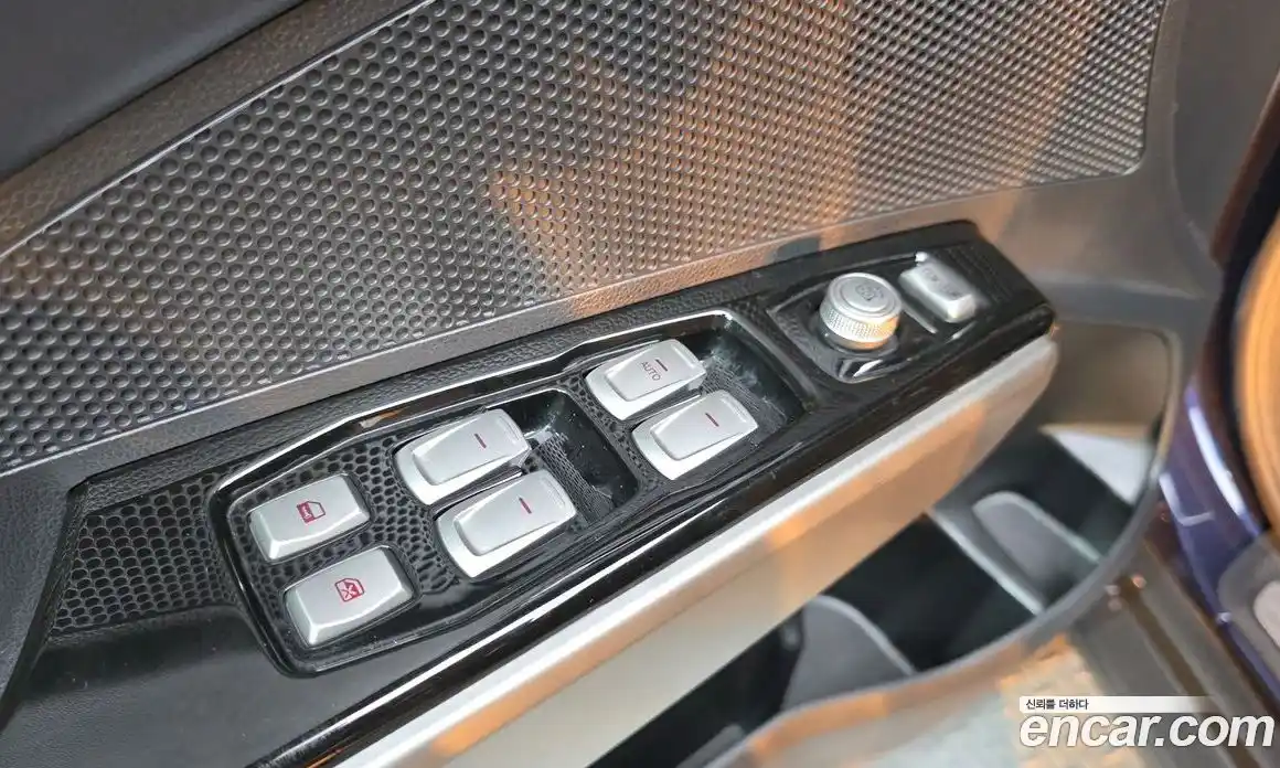 SsangYong TIBOLI 2016 1.6 Автомат в Москве № 35924, фото 16