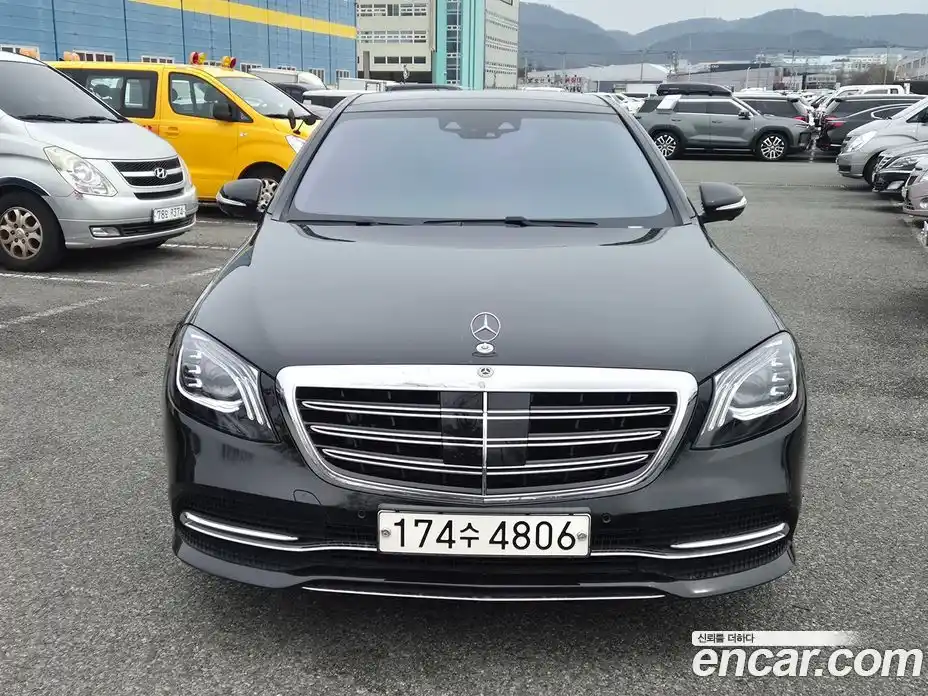 Mercedes-Benz S-Class 2020 4.0 Автомат в Москве № 372190, фото 3