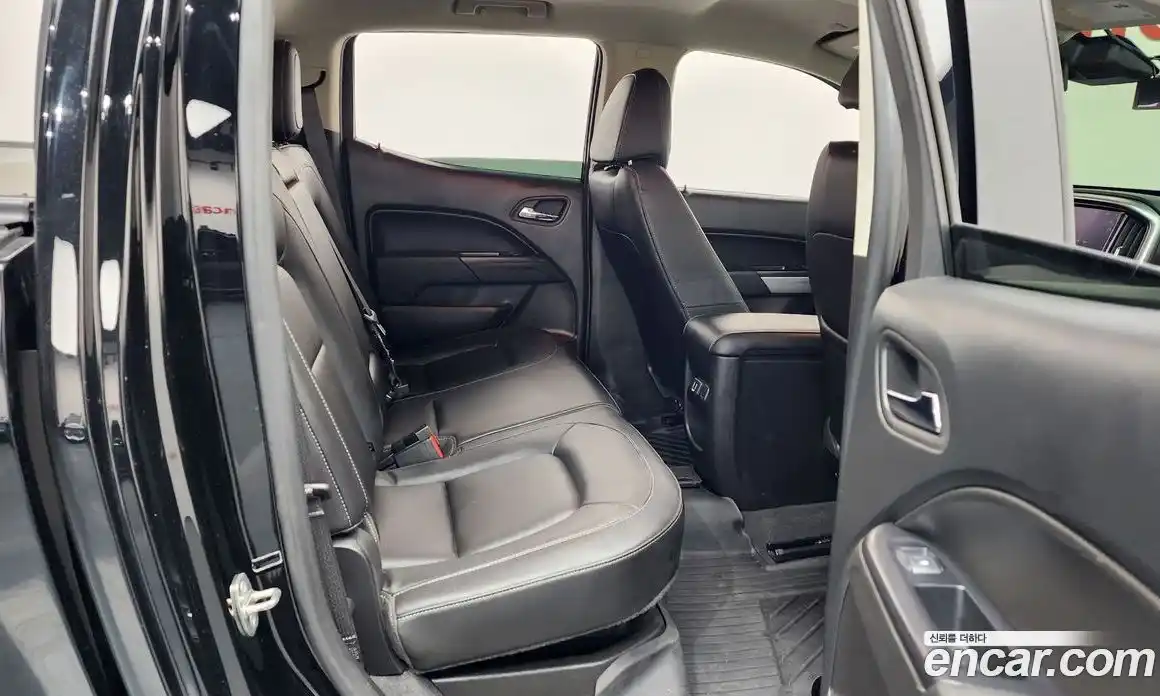 Chevrolet Colorado 2020 3.6 Автомат в Москве № 376211, фото 12