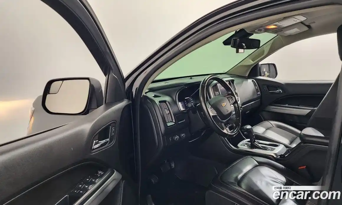 Chevrolet Colorado 2020 3.6 Автомат в Москве № 376211, фото 10