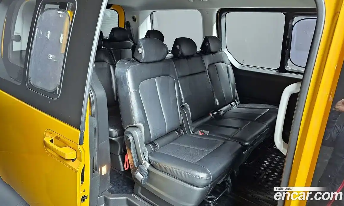 Hyundai Staria 2023 3.5 Автомат в Москве № 381576, фото 12