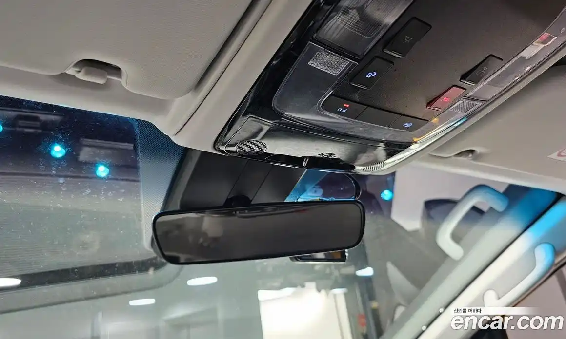 Hyundai Staria 2023 3.5 Автомат в Москве № 381576, фото 17