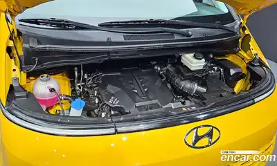 Hyundai Staria 2023 3.5 Автомат в Москве № 381576, миниатюра 6