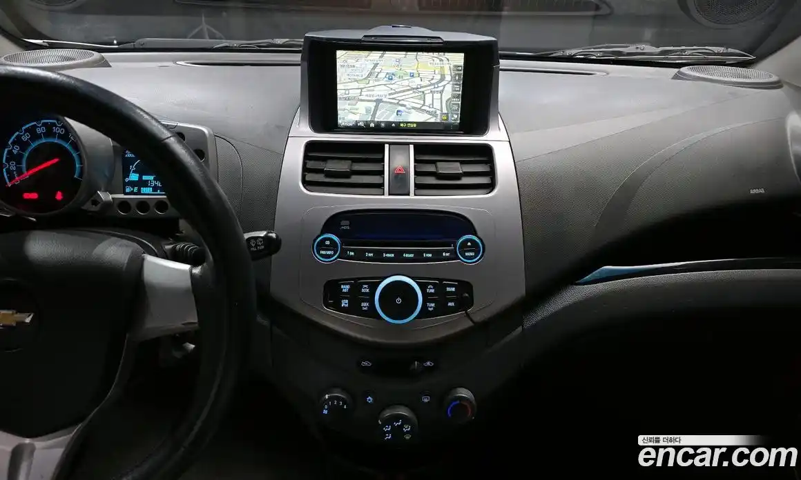 Chevrolet Spark 2012 1.0 Автомат в Москве № 38440, фото 15