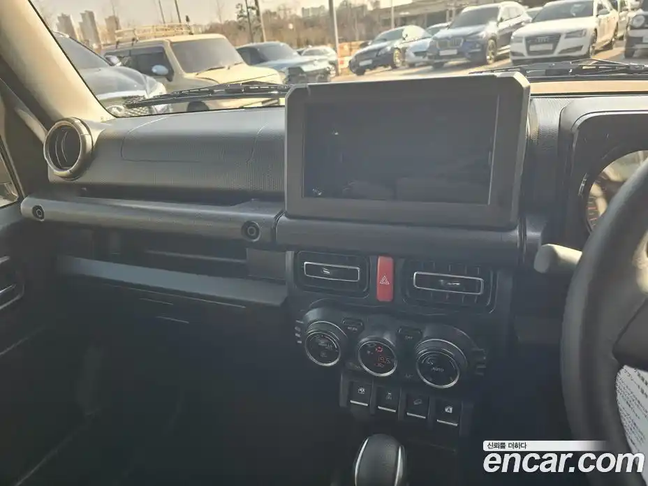 Suzuki Jimny 2024 0.7 Автомат в Москве № 387681, фото 15