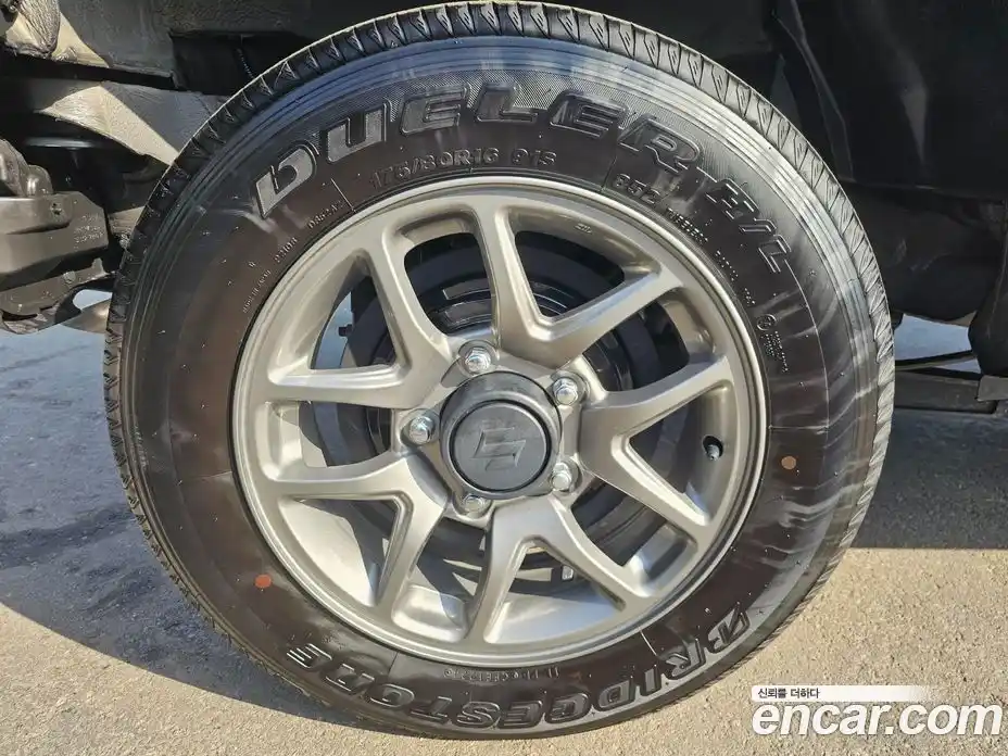 Suzuki Jimny 2024 0.7 Автомат в Москве № 387681, фото 5