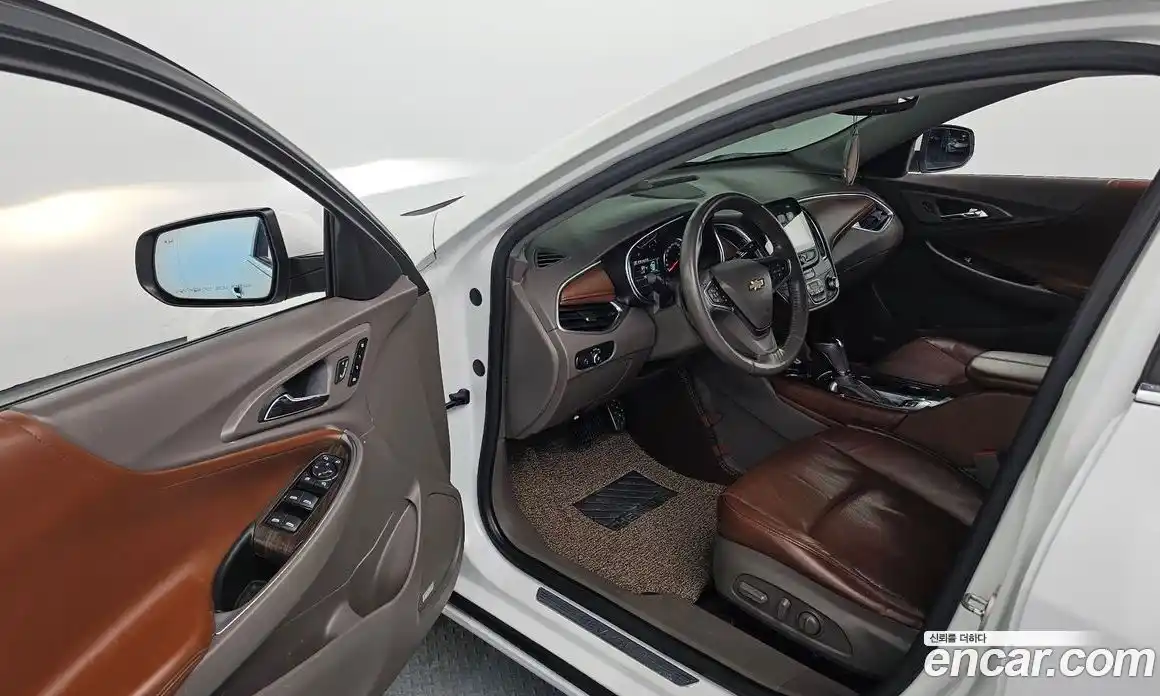 Chevrolet Malibu 2017 2.0 Автомат в Москве № 396681, фото 10