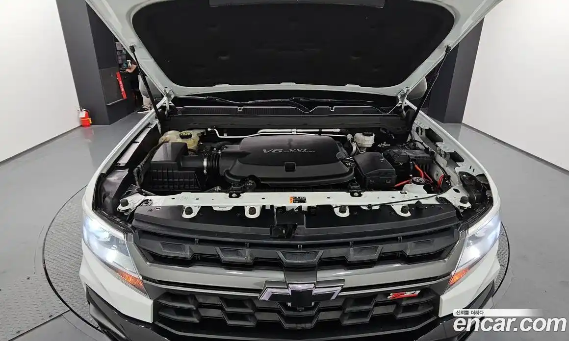 Chevrolet Colorado 2022 3.6 Автомат в Москве № 39805, фото 17