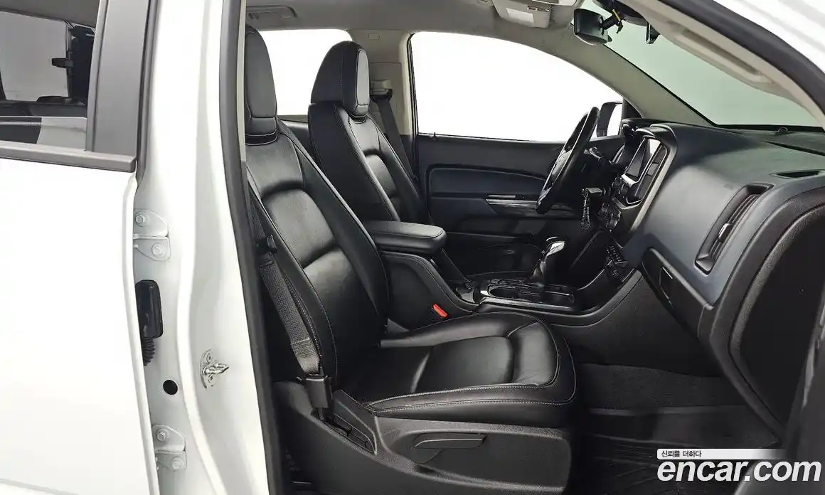 Chevrolet Colorado 2022 3.6 Автомат в Москве № 39805, фото 10