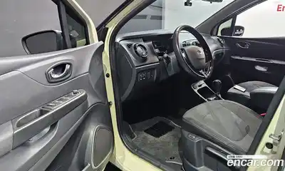 Renault QM3 2015 1.5 Автомат в Москве № 399716, миниатюра 11