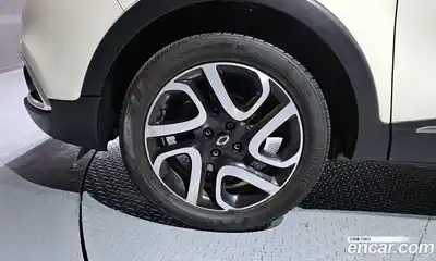 Renault QM3 2015 1.5 Автомат в Москве № 399716, миниатюра 5