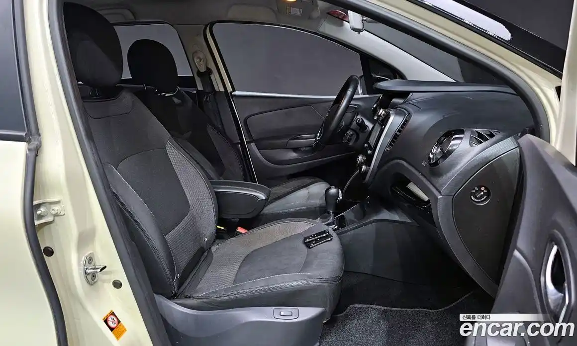 Renault QM3 2015 1.5 Автомат в Москве № 399716, фото 10