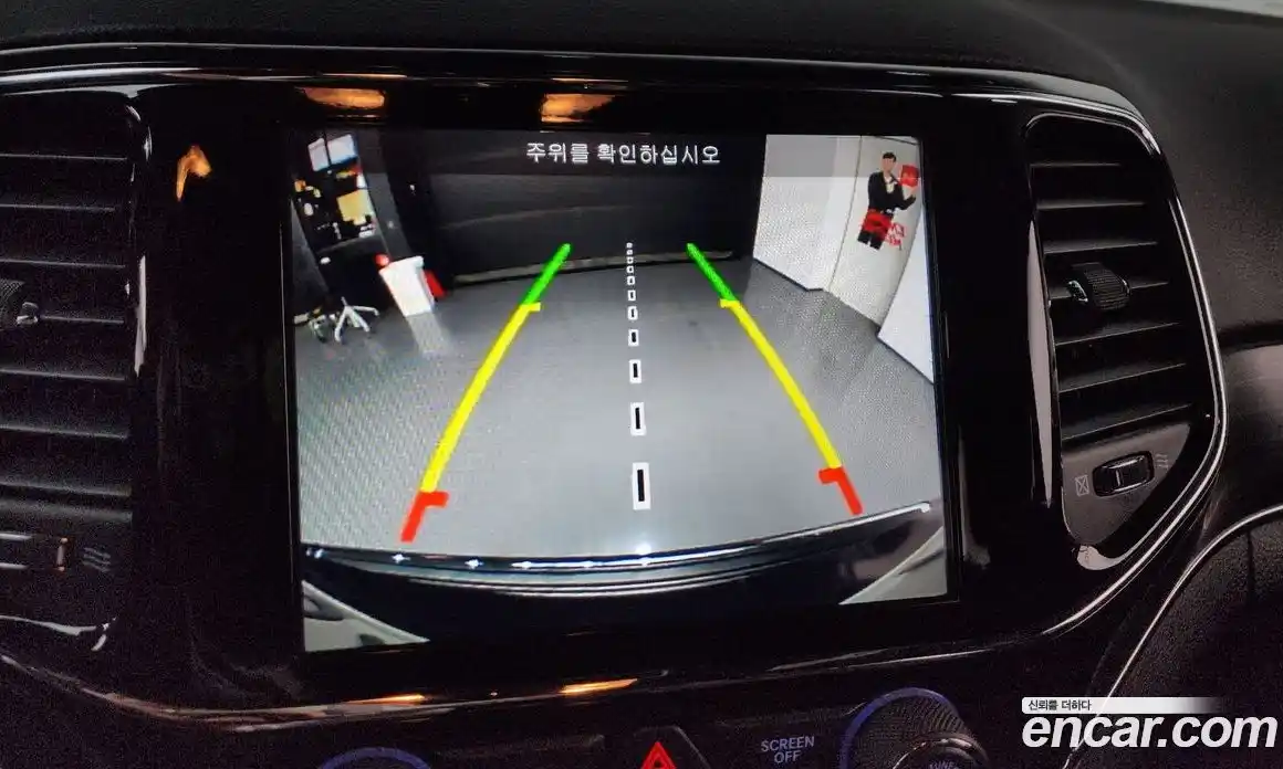 Jeep Cherokee 2019 3.6 Автомат в Москве № 401606, фото 15