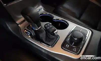 Jeep Cherokee 2019 3.6 Автомат в Москве № 401606, миниатюра 9