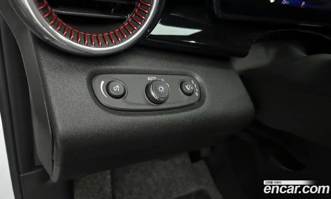 Chevrolet Trax 2025 1.2 Автомат в Москве № 40207, фото 19