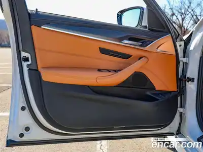 BMW 5-Series 2023 2.0 Автомат в Москве № 403235, миниатюра 7