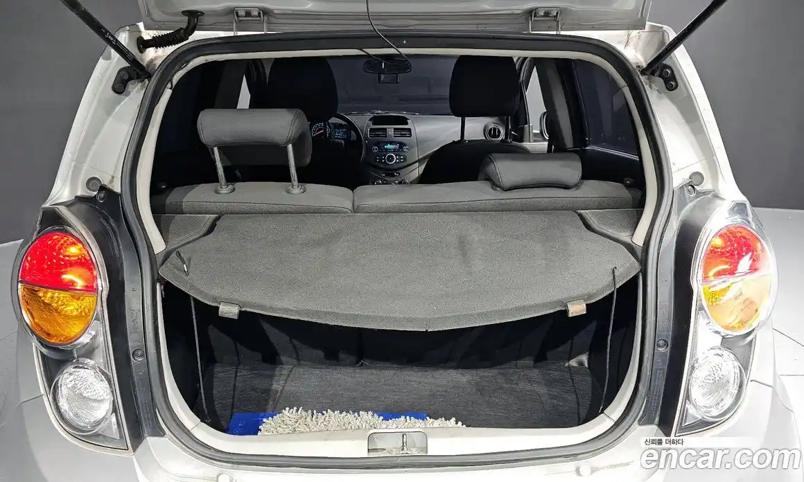 Chevrolet Spark 2012 1.0 Механическая в Москве № 40403, фото 20