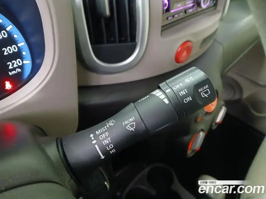 Nissan Cube 2011 1.8 Автомат в Москве № 406106, фото 11